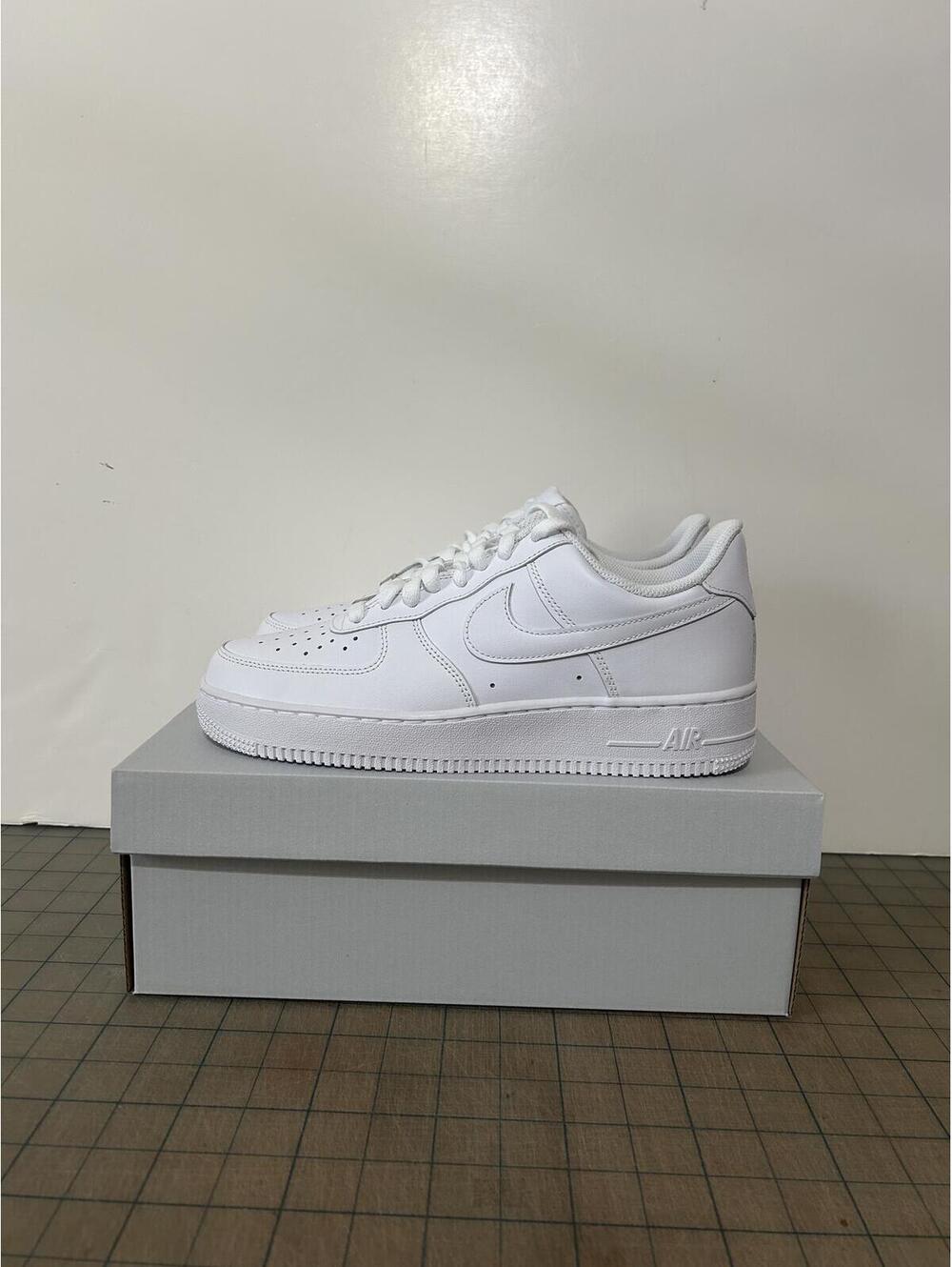 Nike Air Force 1 '07 'Triple White'